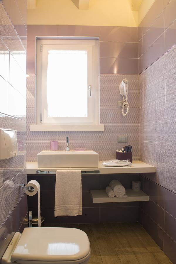 B&B Gardacharme Desenzano del Garda Exterior foto