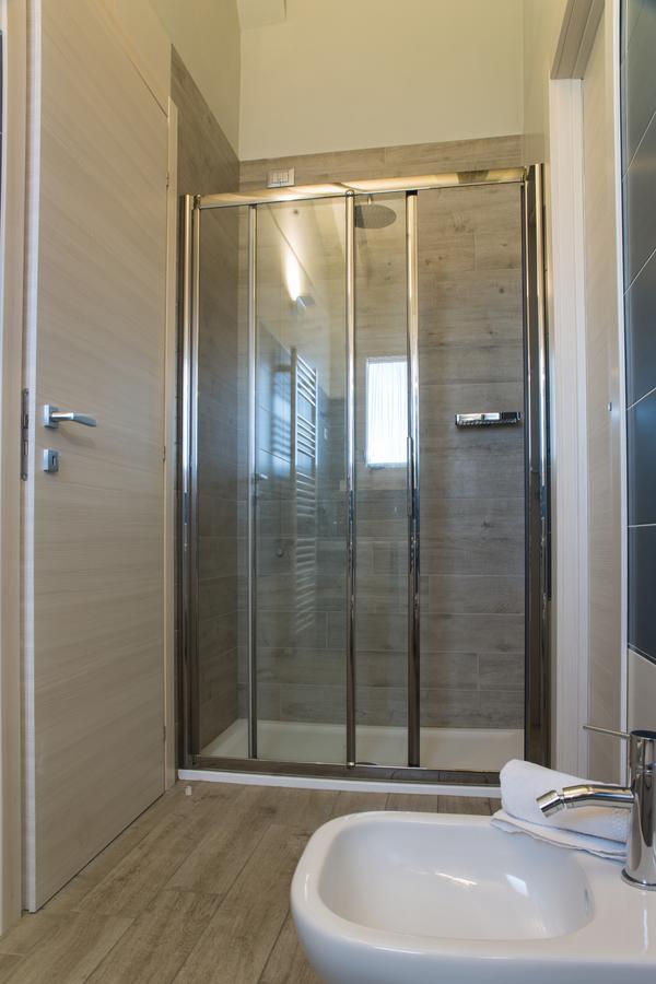 B&B Gardacharme Desenzano del Garda Exterior foto